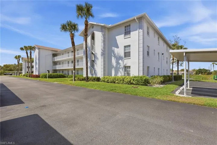 View of apartment building / complex
