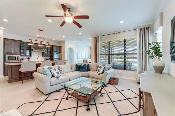 9335 Woodhurst Dr, Naples, Florida 34120