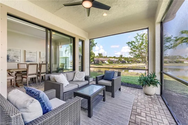 9335 Woodhurst Dr, Naples, Florida 34120