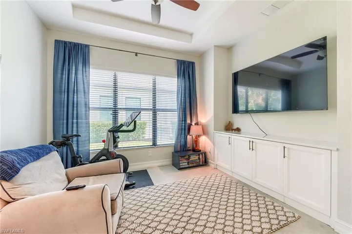 9335 Woodhurst Dr, Naples, Florida 34120