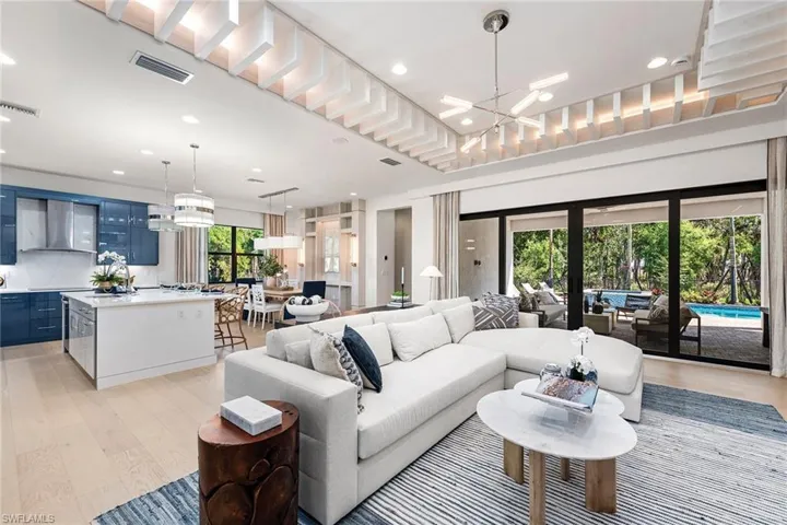 3704  Finsbury  WAY, Fort Myers, FL 33905