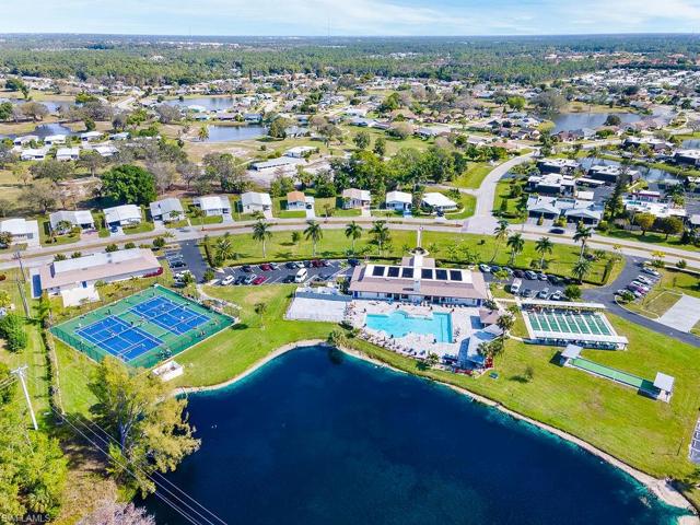 245 Marseille DR, NAPLES FL 34112