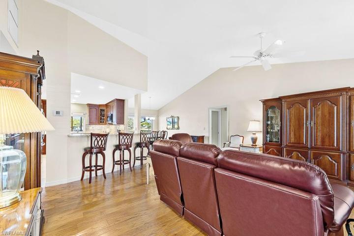 245 Marseille DR, NAPLES FL 34112