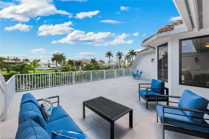 1578 Barfield Ct, Marco Island, Florida 34145