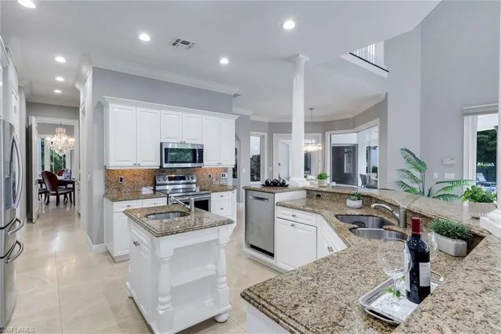 1578 Barfield Ct, Marco Island, Florida 34145