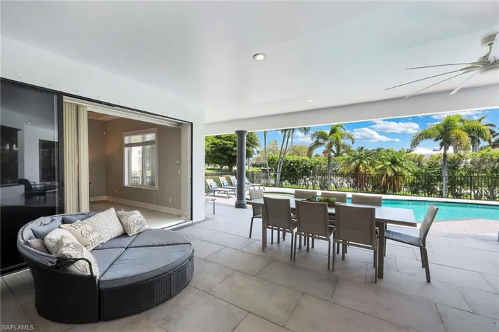 1578 Barfield Ct, Marco Island, Florida 34145