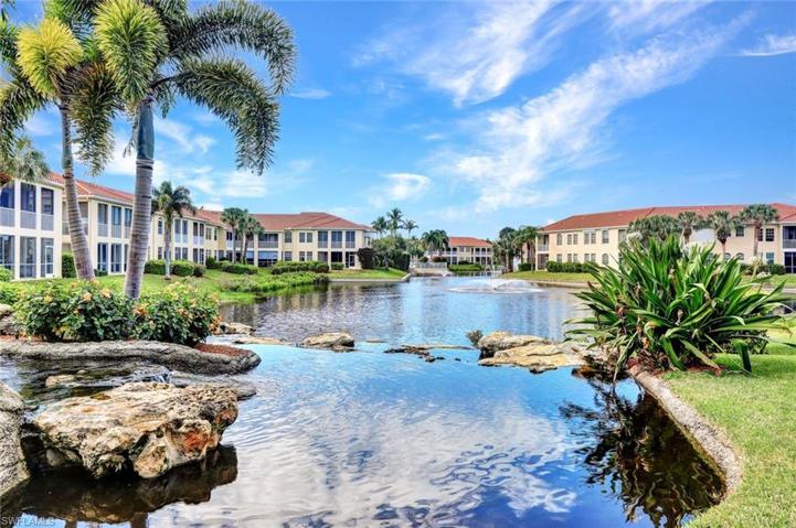 200  L AMBIANCE  CIR, Naples, FL 34108