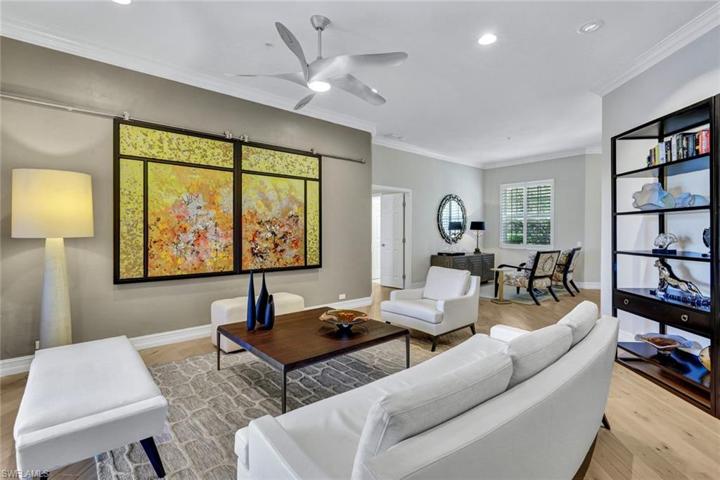 200  L AMBIANCE  CIR, Naples, FL 34108