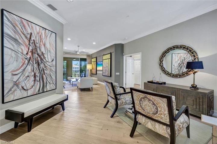 200  L AMBIANCE  CIR, Naples, FL 34108