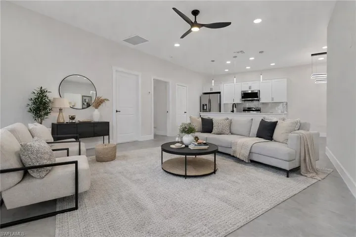 4501  15th SW ST, Lehigh Acres, FL 33973