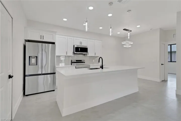 4501  15th SW ST, Lehigh Acres, FL 33973