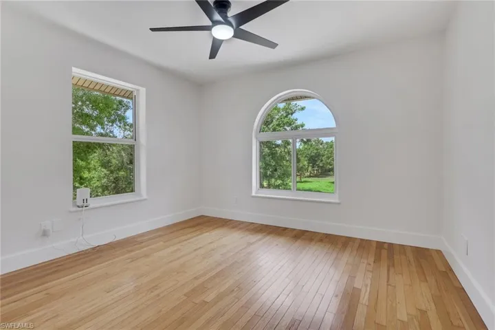Guest bedroom 2