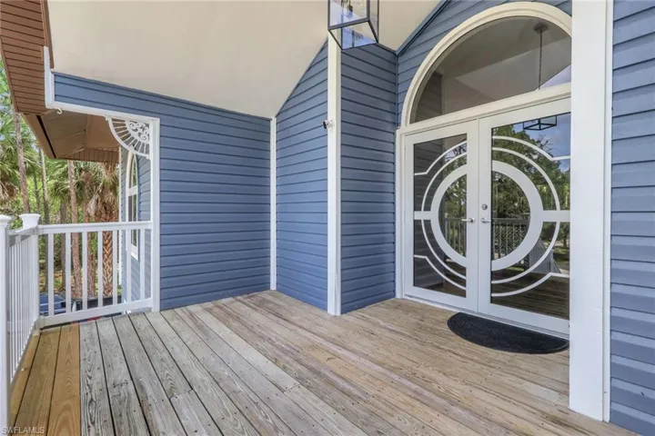 880  18th NE ST, Naples, FL 34120