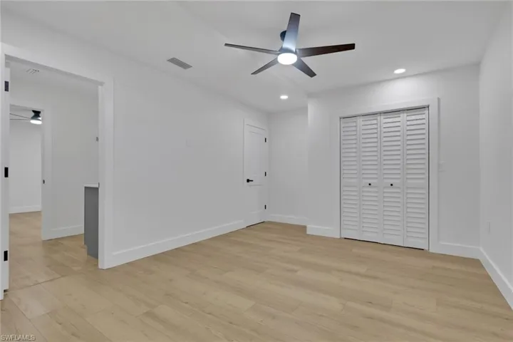 Unit B (bedroom 2)