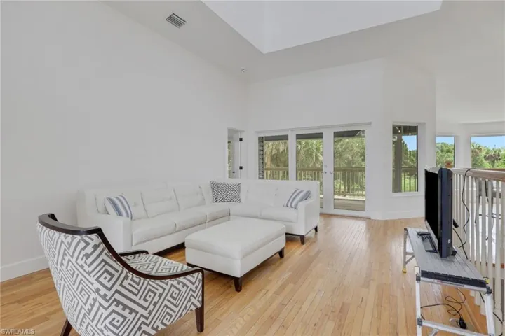 880  18th NE ST, Naples, FL 34120