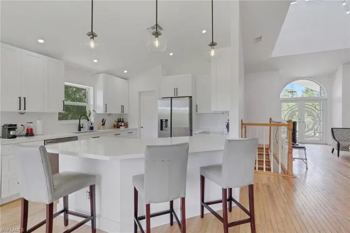 880  18th NE ST, Naples, FL 34120
