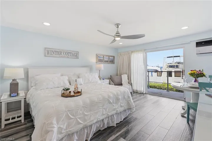 900 Broad Ave S 125, Naples, Florida 34102