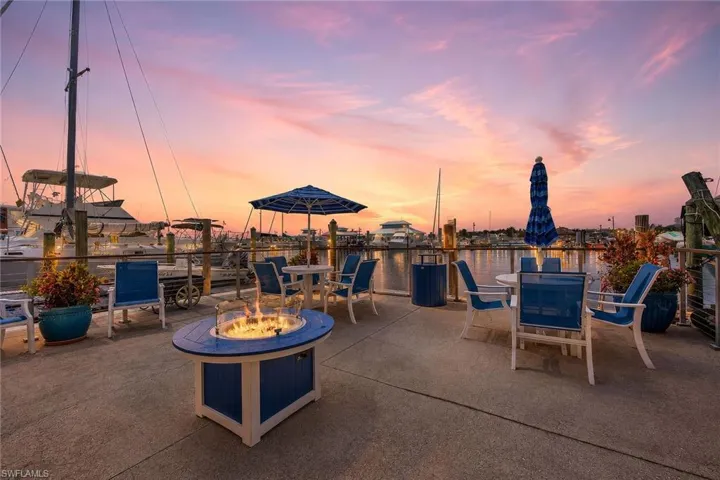 900 Broad Ave S 125, Naples, Florida 34102