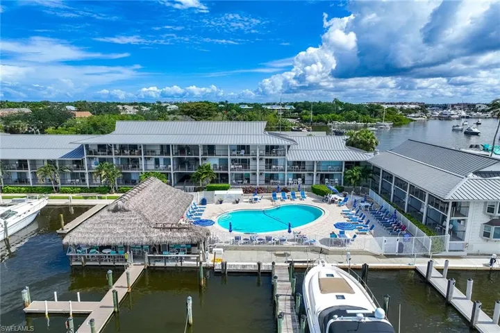 900 Broad Ave S 125, Naples, Florida 34102