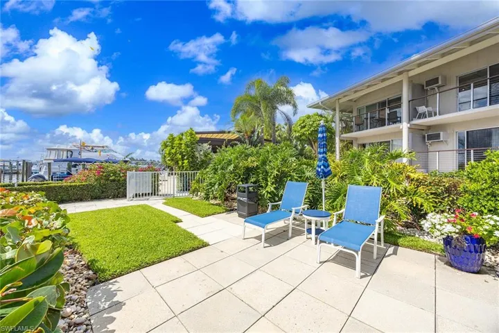 900 Broad Ave S 125, Naples, Florida 34102