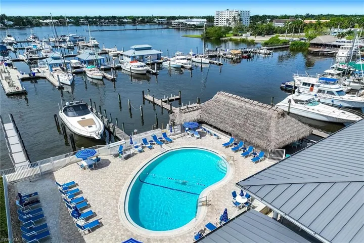 900 Broad Ave S 125, Naples, Florida 34102
