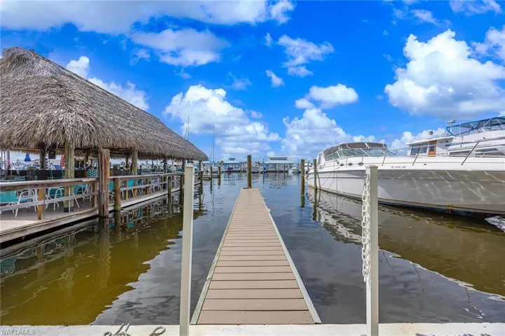 900 Broad Ave S 125, Naples, Florida 34102