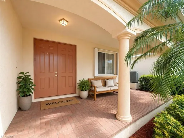 17038 Tremont St, Fort Myers, Florida 33908