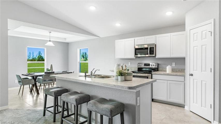 4228 NE 22nd PL, CAPE CORAL FL 33909