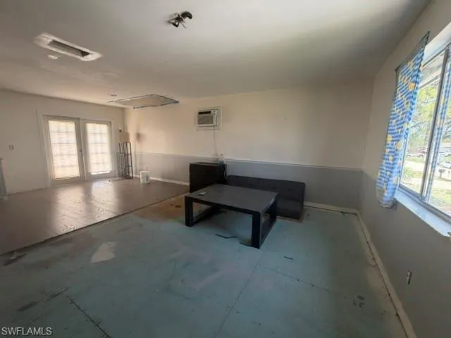 8096 Albatross Rd, Fort Myers, Florida 33967