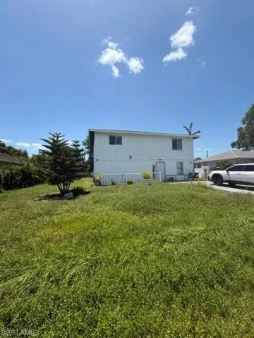 8096 Albatross Rd, Fort Myers, Florida 33967