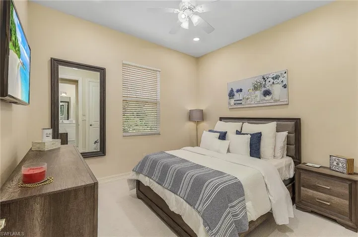 Guest bedroom 2