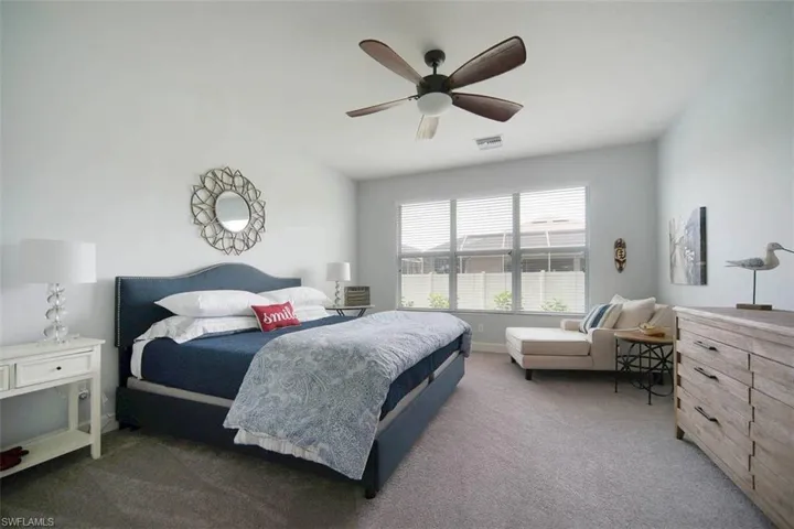 Primary Bedroom w/ King size bed