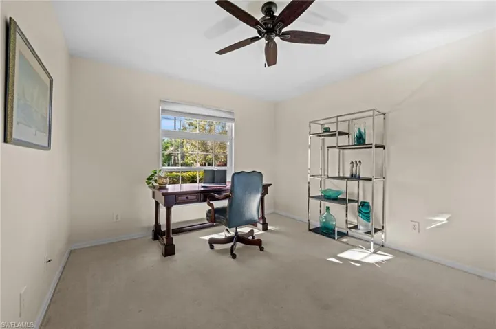 Third bedroom that can turn to a den/office/workshop