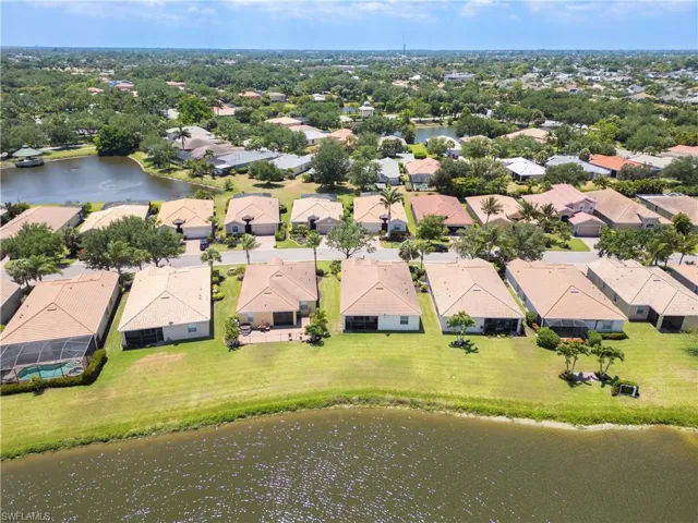 13080  Silver Thorn  LOOP, North Fort Myers, FL 33903