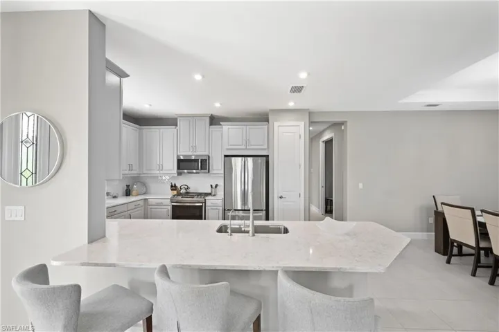 15194  Tolmino  ST, Naples, FL 34114