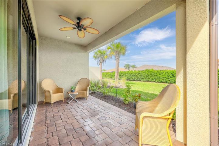 15194  Tolmino  ST, Naples, FL 34114