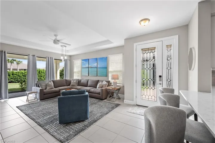 15194  Tolmino  ST, Naples, FL 34114
