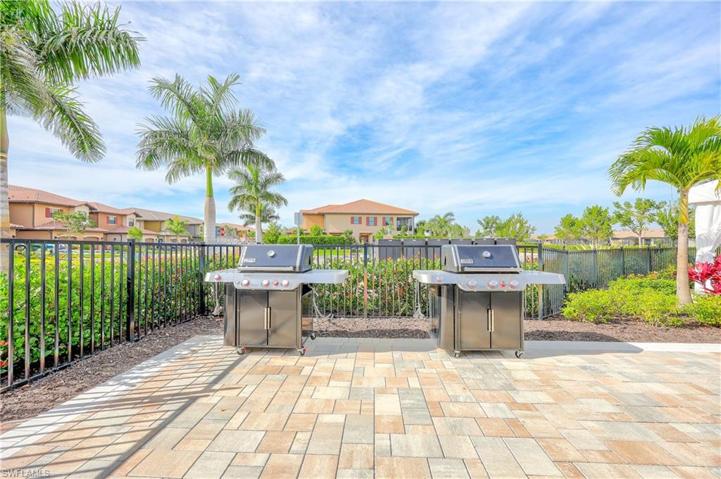 15194  Tolmino  ST, Naples, FL 34114