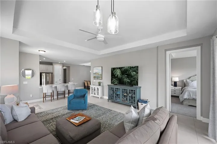 15194  Tolmino  ST, Naples, FL 34114