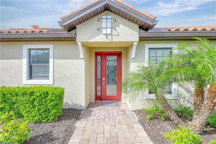15194  Tolmino  ST, Naples, FL 34114