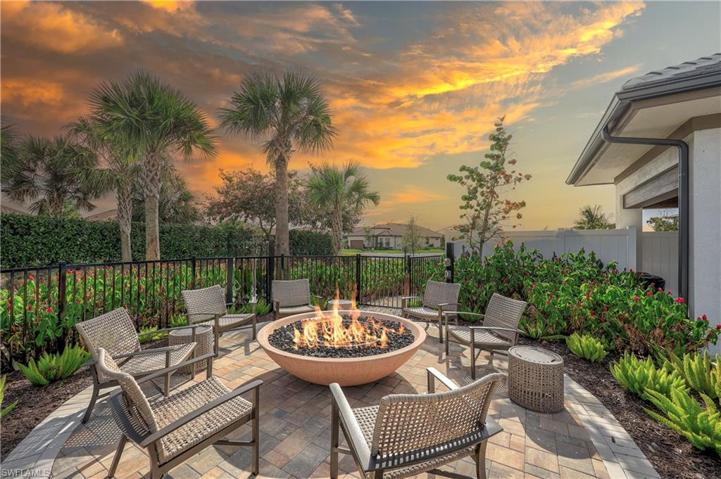 15194  Tolmino  ST, Naples, FL 34114