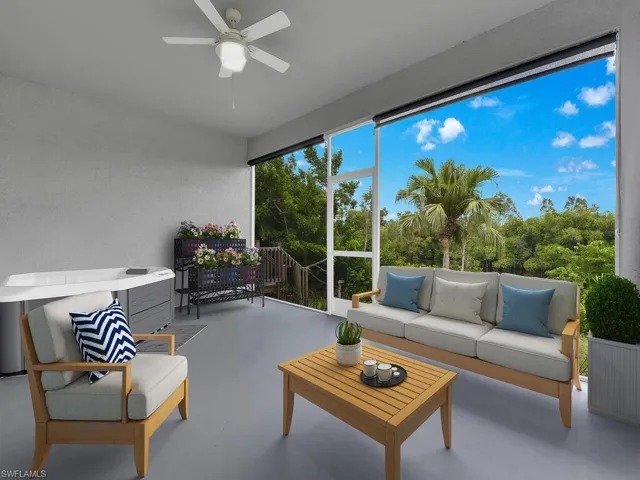 Screened Lanai with ceiling fan