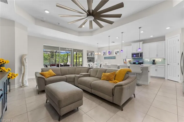 14619  Stillwater  WAY, Naples, FL 34114