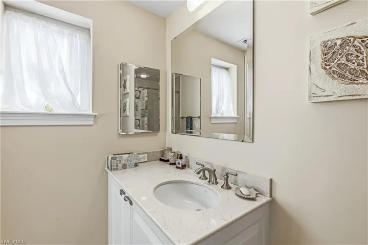 2nd bathroom