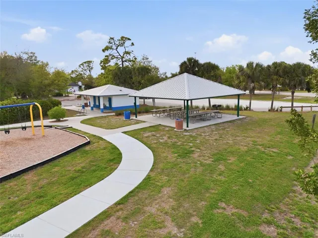 Community park close proximity to home