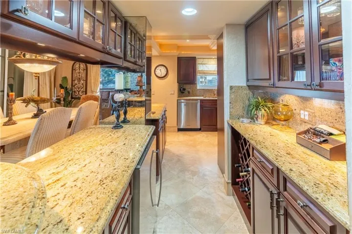 10701 Gulf Shore Dr 1002, Naples, Florida 34108