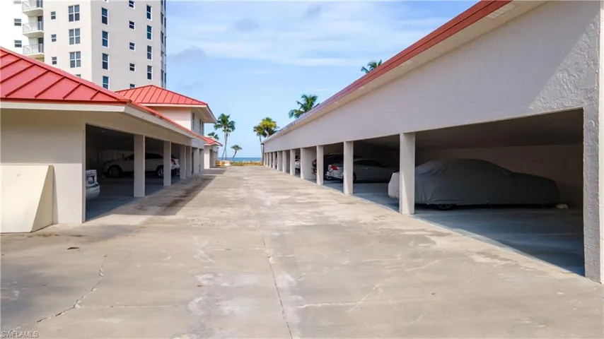 10701 Gulf Shore Dr 1002, Naples, Florida 34108