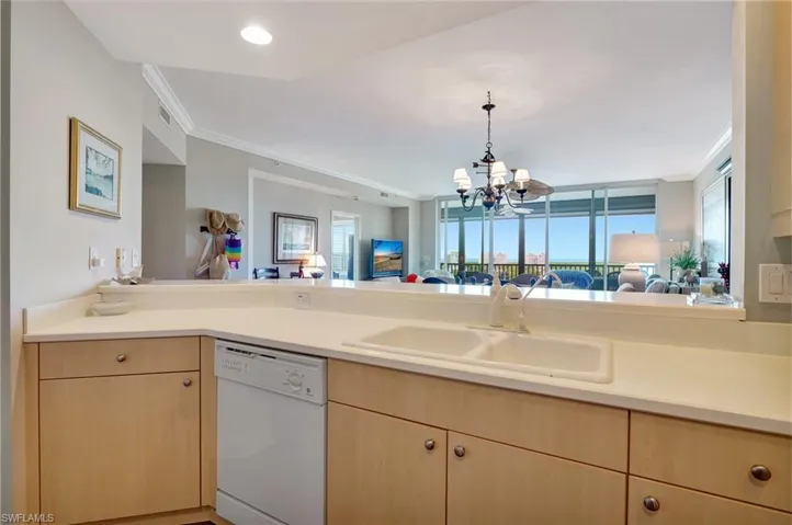 Open Kitchen