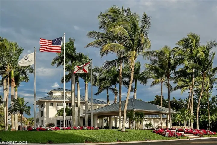 Tarpon Cove Clubhouse