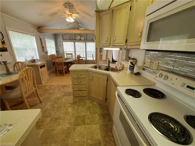 10952 Snowy Egret Cir, Estero, Florida 33928